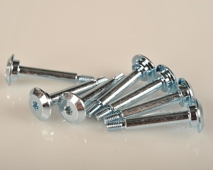 CUSTOM DESIGN SCREWS